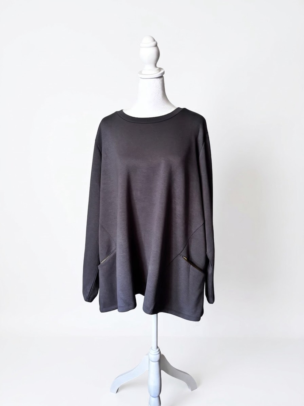 New LOGO by Lori Goldstein Loose Black Crewneck Tunic Sweater